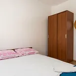 Apartment G&m *
