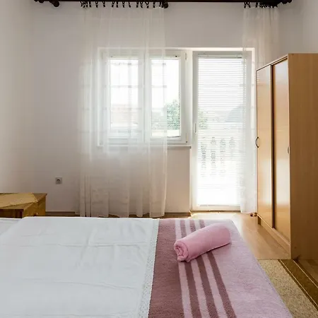 Apartment G&m