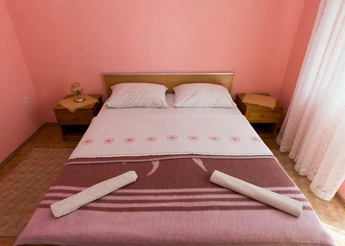 G&m * Βόντιτσε